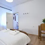Simou With View 3 Bedrooms Holiday home Arachova